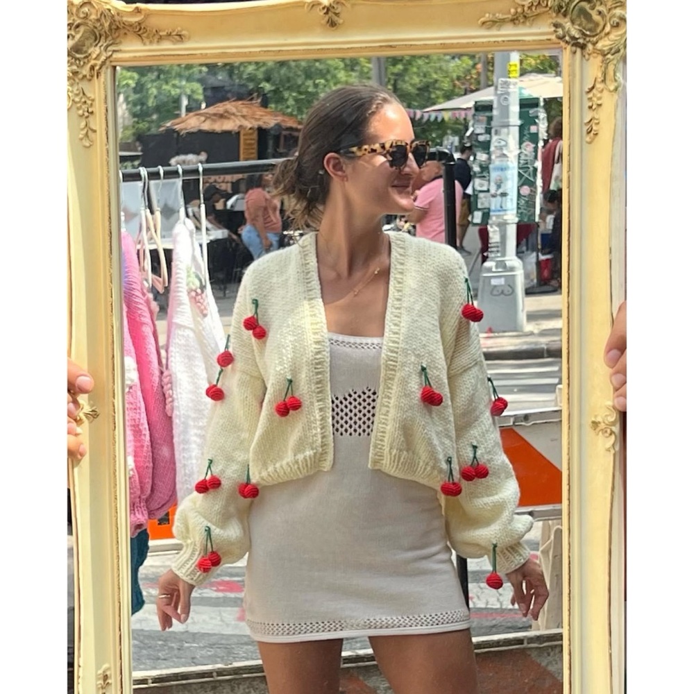 Society Mano Cardigan XS Chunky Knit Open Front Relaxed Fit 3D Cherries Ivory